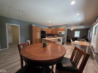 Welcome to your Northern Michigan retreat at 5592 N Bear Lake - photo 16