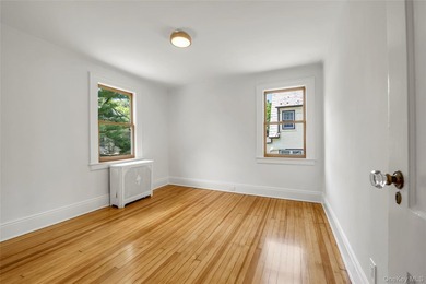 Welcome to this beautifully maintained 1923 Dutch Colonial - photo 17