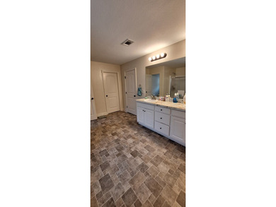 Built in 2018, this beautifully maintained 2,348-square-foot - photo 18