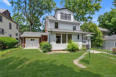 Welcome to this beautifully maintained 1923 Dutch Colonial - photo 20