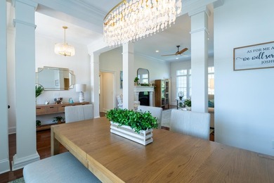 BEAUTIFUL CROSSROADS FARM CRAFTSMAN. Immaculate and ready to - photo 25