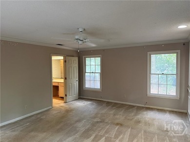 Very spacious and terrific floor plan at the Landings needing - photo 30