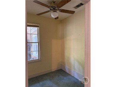 Very spacious and terrific floor plan at the Landings needing - photo 41