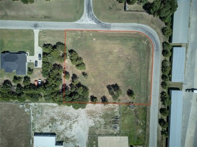 Lake Lot For Sale in Pottsboro, Texas