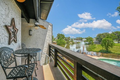 Beautifully remodeled waterfront townhome in Horseshoe Bay West - photo 14