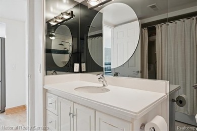 Public Remarks: MOTIVATED SELLER! Someone is going to get a - photo 20