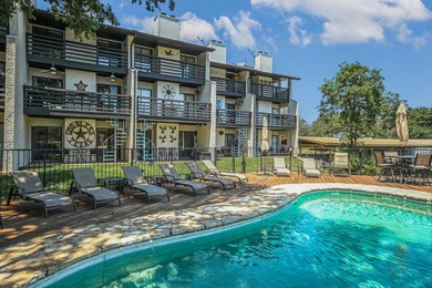 Beautifully remodeled waterfront townhome in Horseshoe Bay West - photo 21