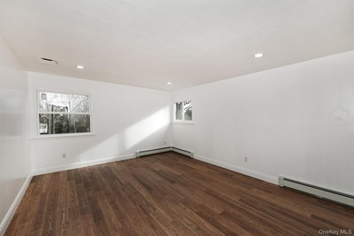 Welcome to 34 Warner Road, Huntington NY. This totally renovated - photo 27