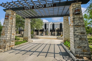 Beautifully remodeled waterfront townhome in Horseshoe Bay West - photo 29