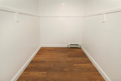Welcome to 34 Warner Road, Huntington NY. This totally renovated - photo 36