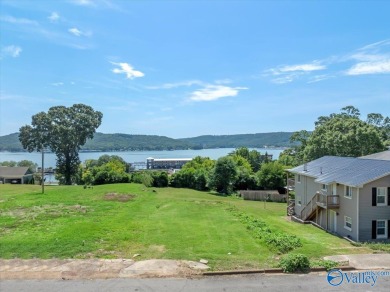 Lake Lot For Sale in Guntersville, Alabama