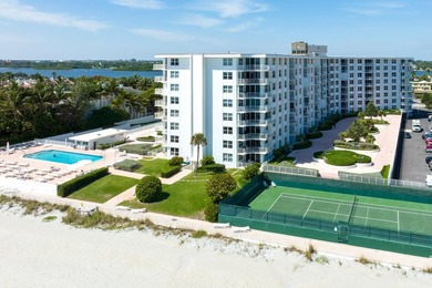 Harbor house is a full service building that is oceanfront and - photo 2