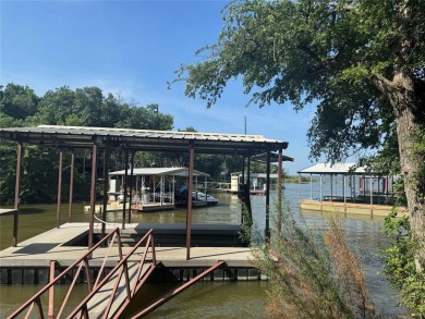 Lake Home For Sale in Bridgeport, Texas