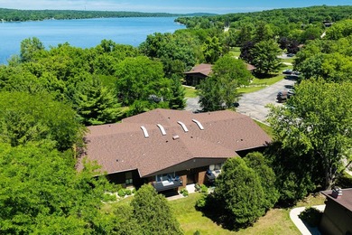Lake Como- Walworth County Condo For Sale in Lake Geneva Wisconsin