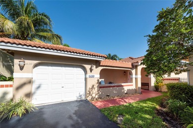 Weston Lakes Area Home For Sale in Weston Florida