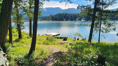 From the excellent Echo Lake frontage stretching 132 feet you'll - photo 2