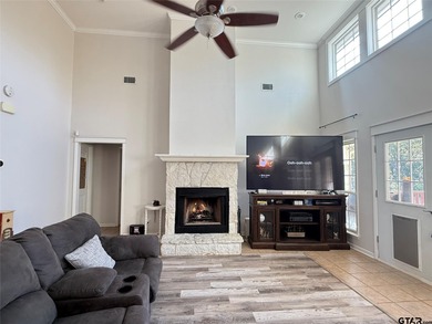 Welcome home to this charming farmhouse-style 3 bedroom, 2 bath - photo 12