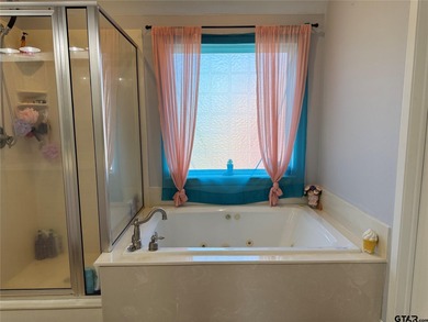Welcome home to this charming farmhouse-style 3 bedroom, 2 bath - photo 20