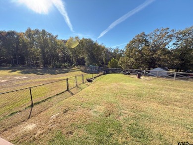 Welcome home to this charming farmhouse-style 3 bedroom, 2 bath - photo 29