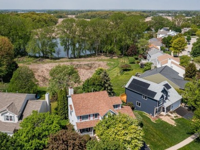 Lake Home For Sale in Antioch, Illinois