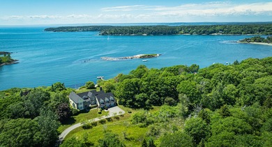 A truly exceptional oceanfront estate, this legacy property is - photo 1
