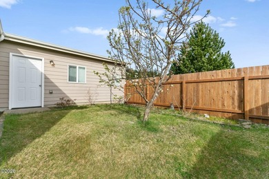 One word: Stonebridge! The highly desired Depoe Bay manufactured - photo 25