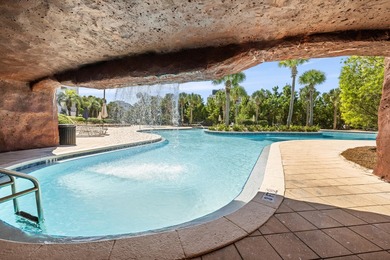 LUXURY BEACHSIDE PENTHOUSE! Located at the top of Luau II in the - photo 32