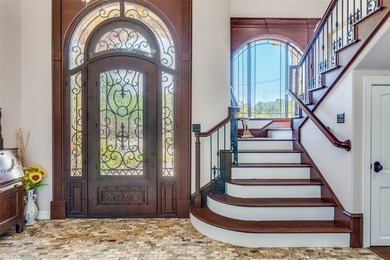 Welcome to this stunning custom home nestled at the end of a - photo 2