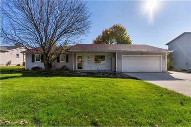 (private lake, pond, creek) Home Sale Pending in Boardman Ohio