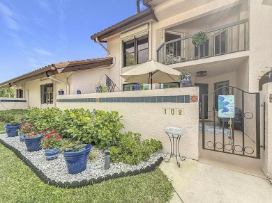 Lake Condo For Sale in Stuart, Florida