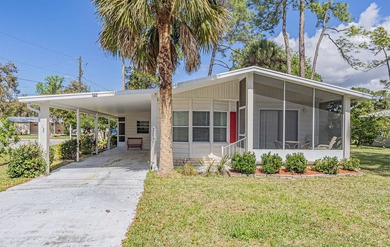 (private lake, pond, coastal) Home Active Under Contract in Homosassa Florida