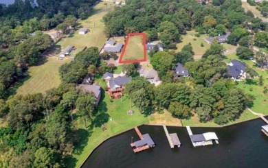 Lake Lot For Sale in Frankston, Texas