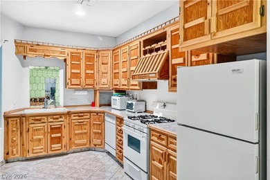 LAUGHLIN'S MOST EXTRAORDINARY CUSTOM HOME is finally on the - photo 49