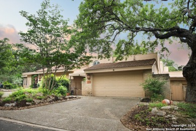 (private lake, pond, creek) Townhome/Townhouse For Sale in San Antonio Texas