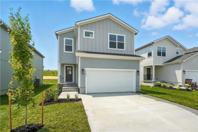 Lampkinsfork Lake Home For Sale in Raymore Missouri