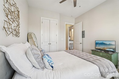 Partially FURNISHED 1 bedroom condo that's MOVE IN READY