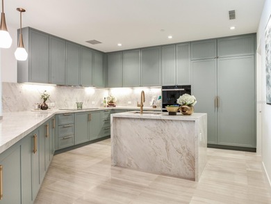 Awaken to a life of quiet elegance and breathtaking waterfront