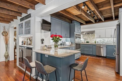 Welcome to 127 Valley Avenue on beautiful Great Diamond Island - photo 2