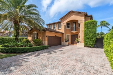 (private lake, pond, creek) Home For Sale in Miami Florida