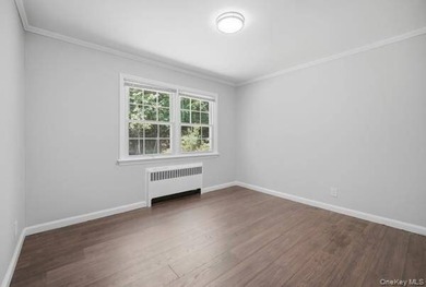 458 N Magee Street welcomes you to a 6br/,2bth DUPLEX, 2 updated - photo 21