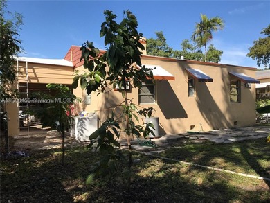 Amazing opportunity to re build or remodel, brand new roof and - photo 5