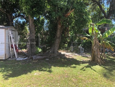 Amazing opportunity to re build or remodel, brand new roof and - photo 8