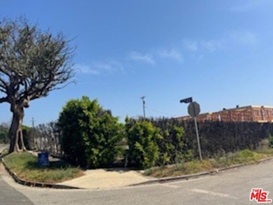 Perfectly situated in the desirable Upper Village / Alphabet - photo 4