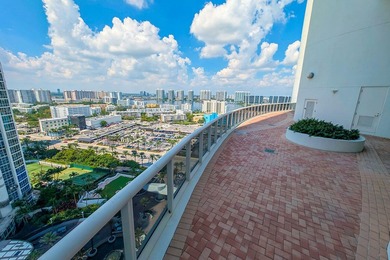 A light-filled residence perched high above one of South - photo 17