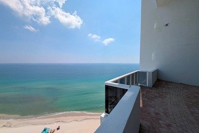 A light-filled residence perched high above one of South - photo 18