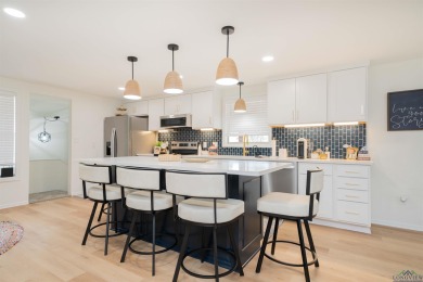 Fully Remodeled Lakefront Home with Sweeping Views of Lake O' - photo 19