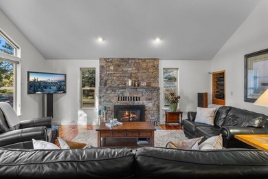 Live directly on 7th fairway in Widgi Creek Golf Club. Walls of - photo 22