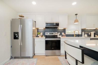 Fully Remodeled Lakefront Home with Sweeping Views of Lake O' - photo 23