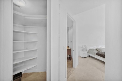 A light-filled residence perched high above one of South - photo 38