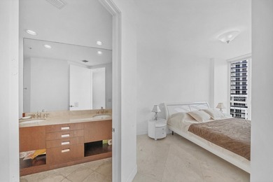 A light-filled residence perched high above one of South - photo 39